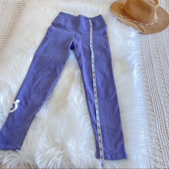 NUX Peloton Seamless Leggings Blue Purple Shapeshifter Compressive 7/8 High Rise - Picture 15 of 16